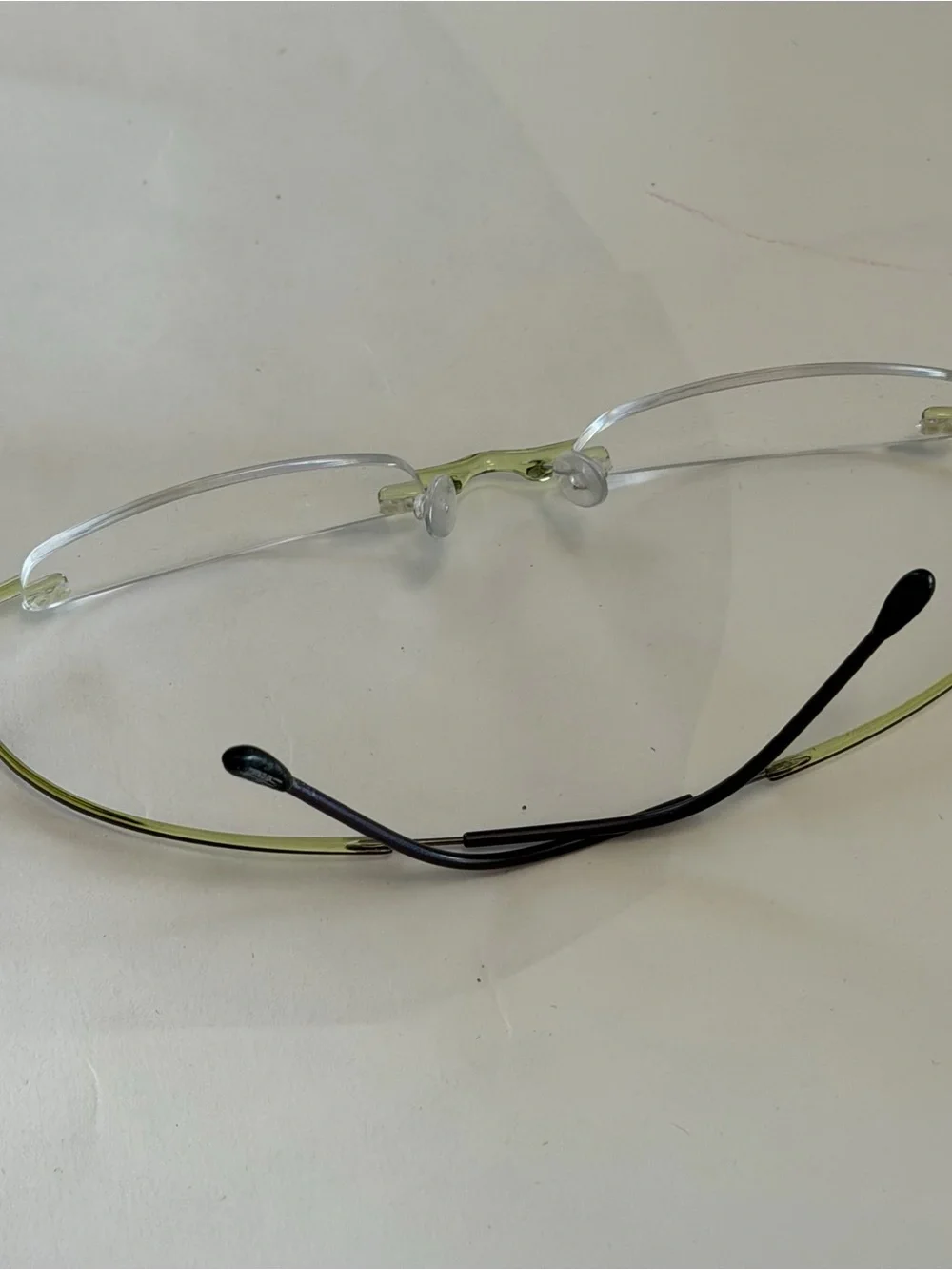 Silhouette SPX chassis with grey and green. 130 temple.